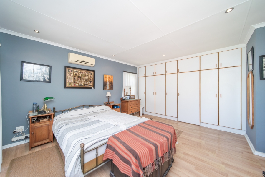 4 Bedroom Property for Sale in Beacon Bay Eastern Cape